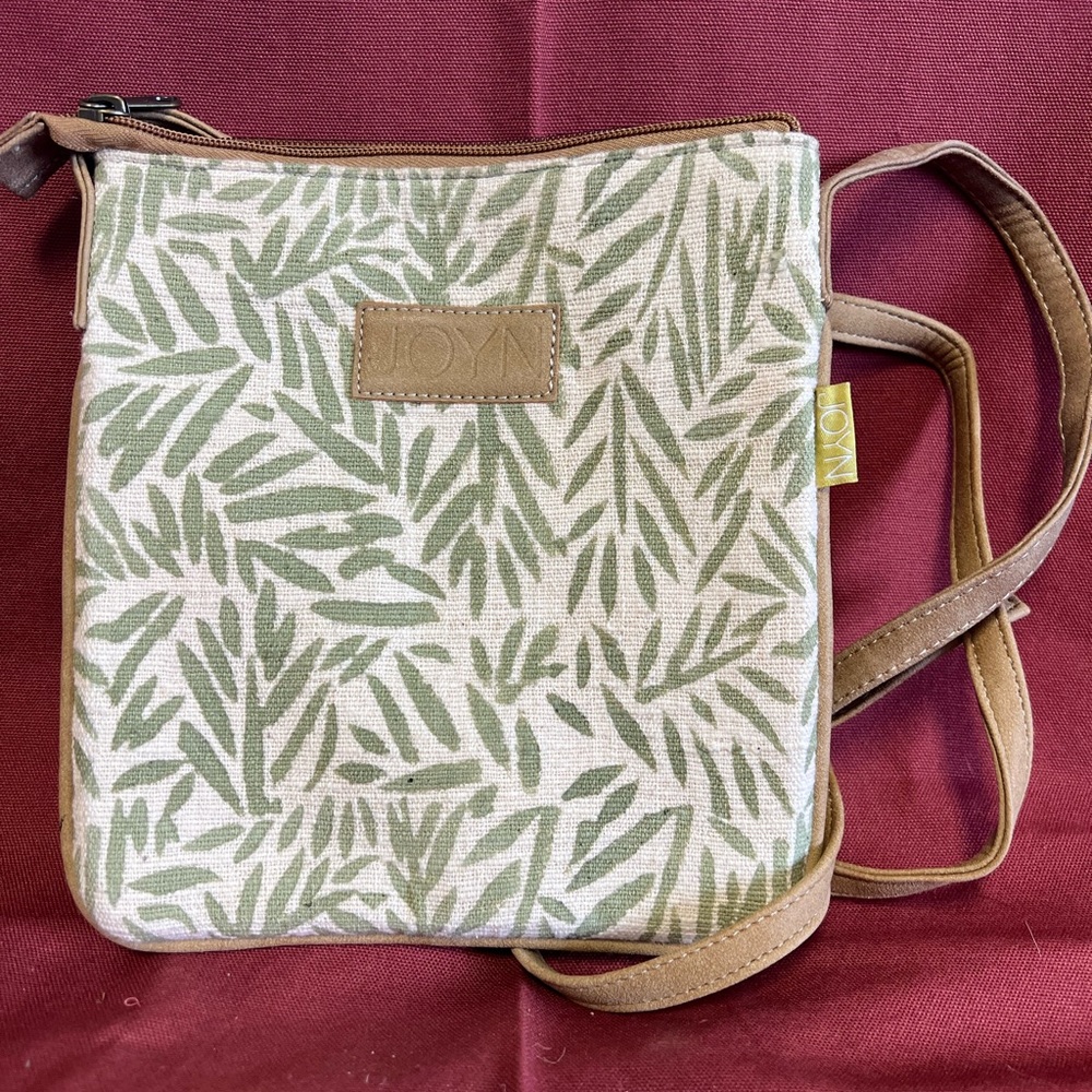 Joyn crossbody bag